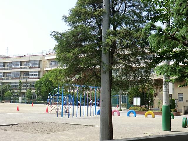 Primary school. 910m until Kawaguchi City Aoki North Elementary School