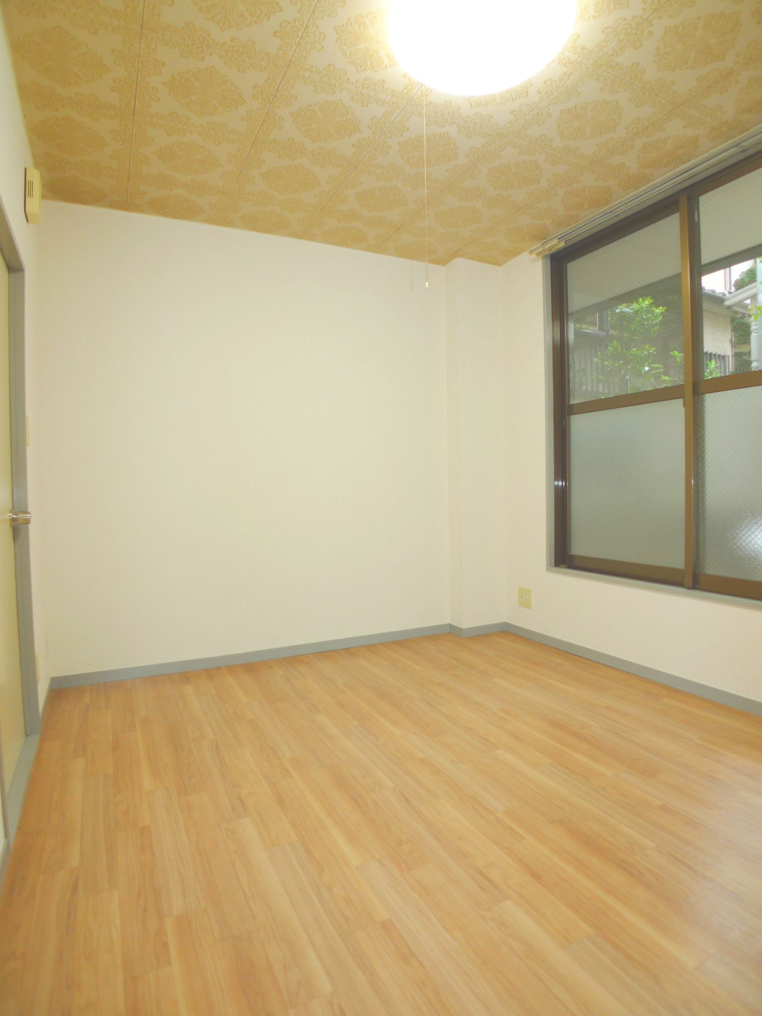 Living and room