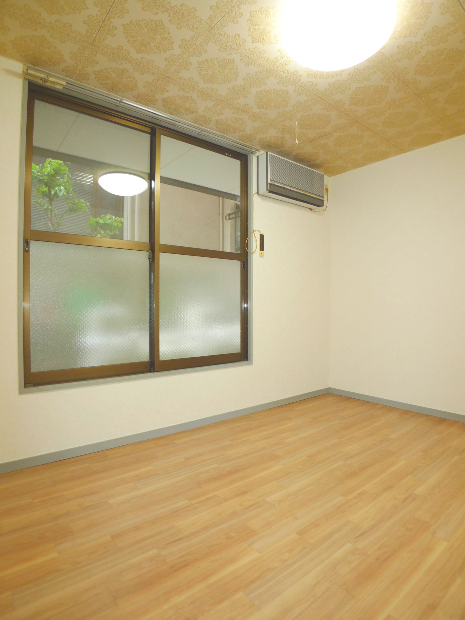 Living and room