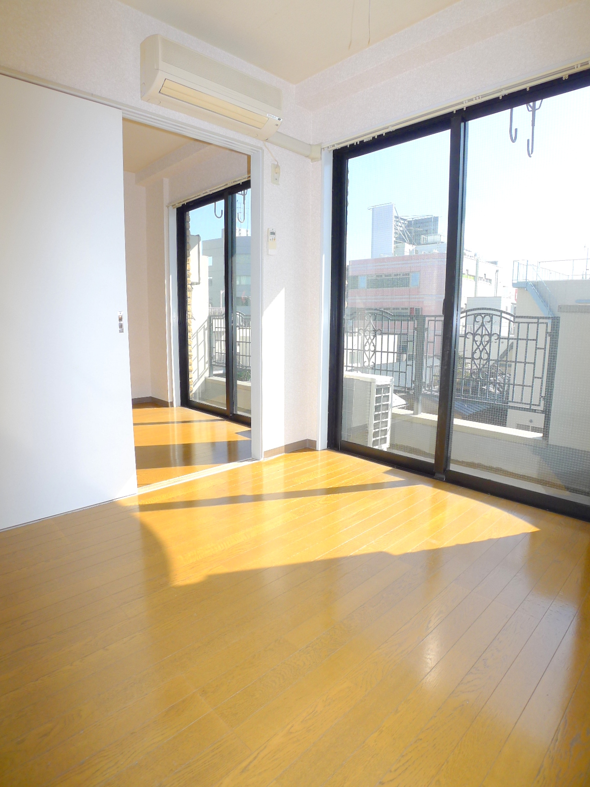 Living and room