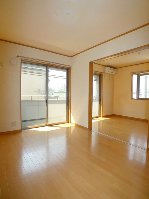 Living and room