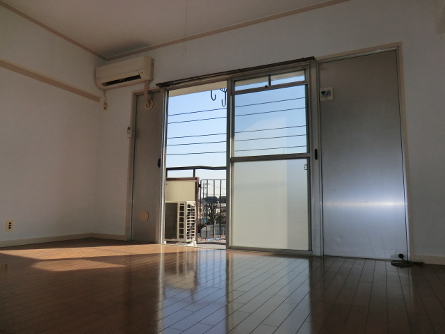 Living and room