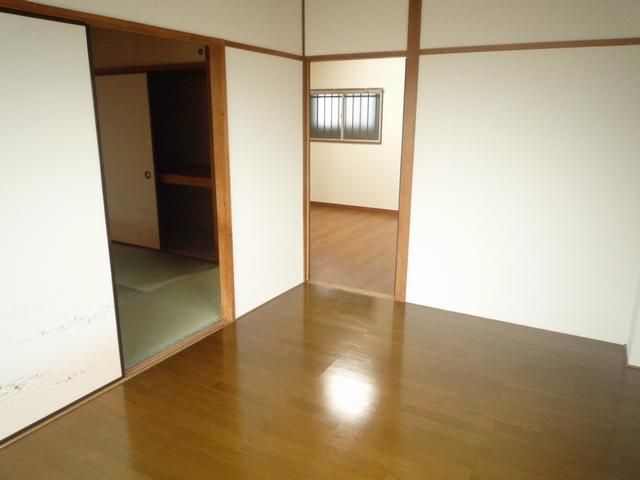 Living and room