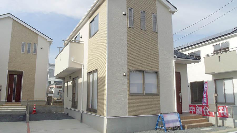 Local photos, including front road. Was building completed. Such as the actual image from per yang, We have to wait all the time so you can see directly.