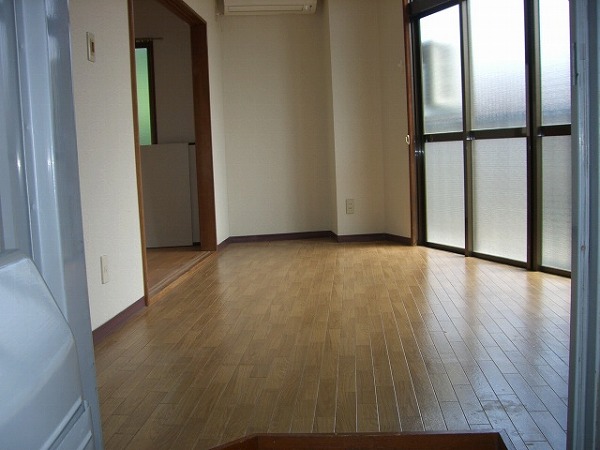 Living and room