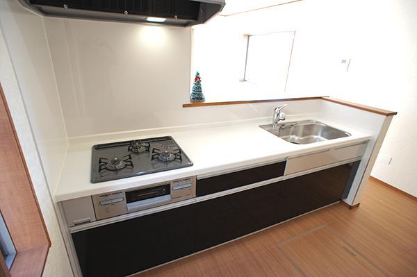 Kitchen. 1 Building