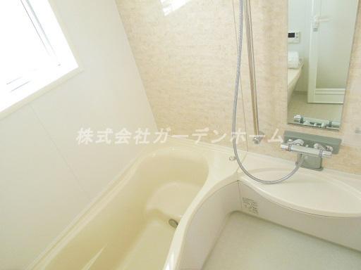 Bathroom. All 86 buildings of the large New Town Japanese-style room of Tsuzukiai in prime locations popular counter kitchen of development land for sale in lots of attractive same day you visit a lot Allowed, House can be your tour