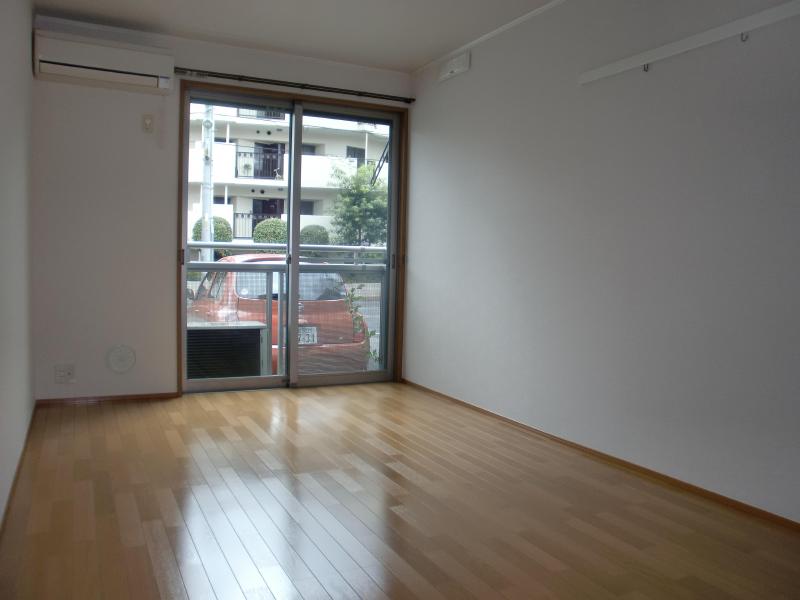 Living and room