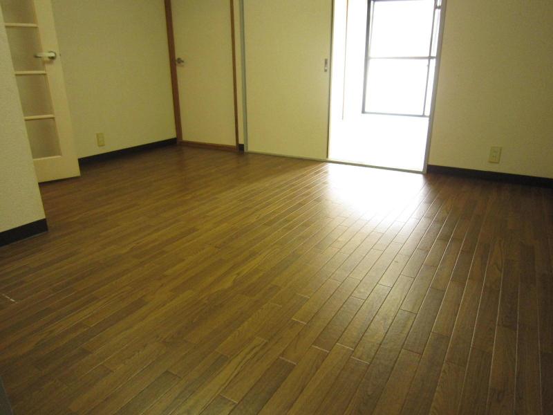 Living and room