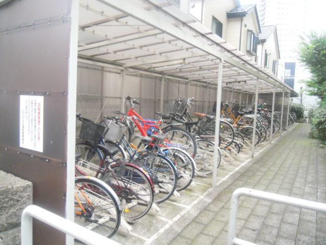 Parking lot