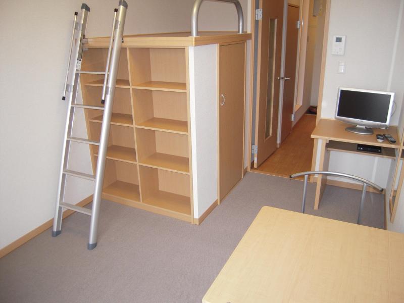 Living and room