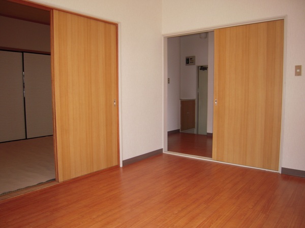 Living and room