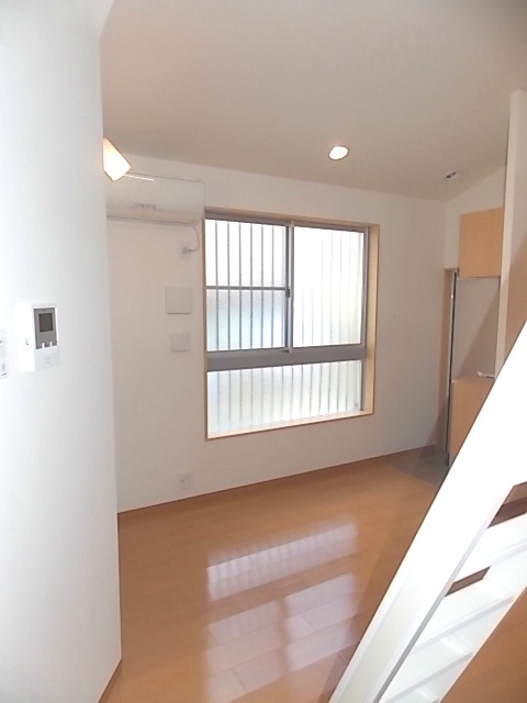 Living and room
