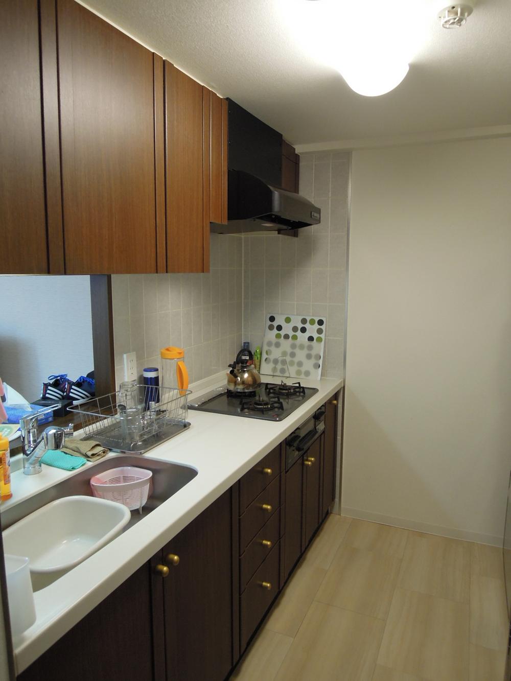 Kitchen. Indoor (July 2013) Shooting