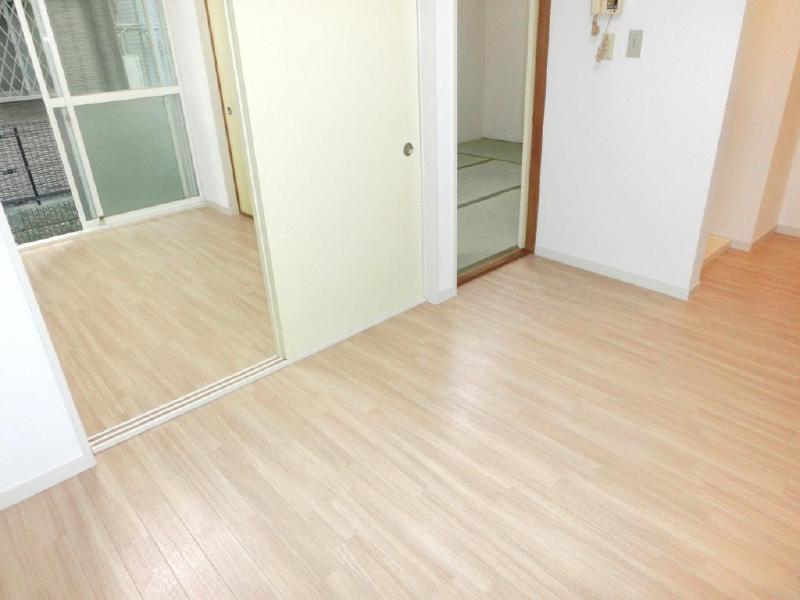 Living and room