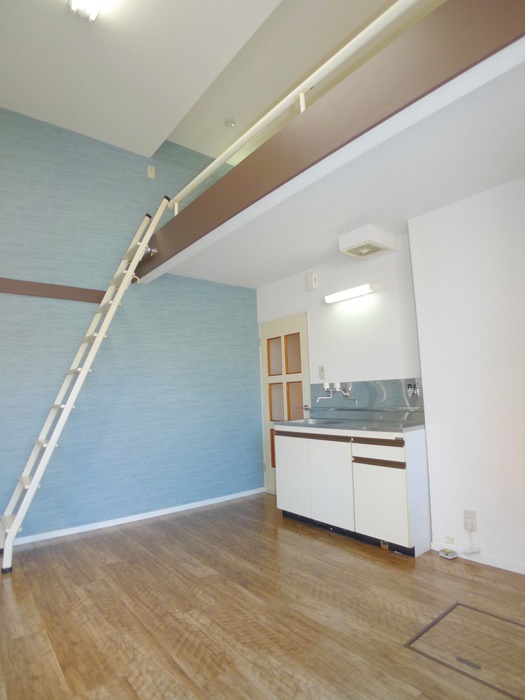 Living and room