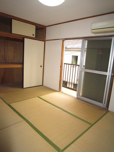 Living and room