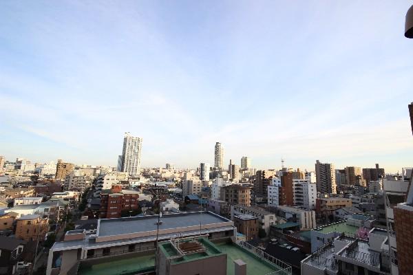 View photos from the dwelling unit. Pictures - is a view photo view from the dwelling unit. Night view is fun