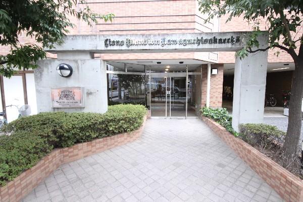 Local appearance photo. It is very calm near the entrance