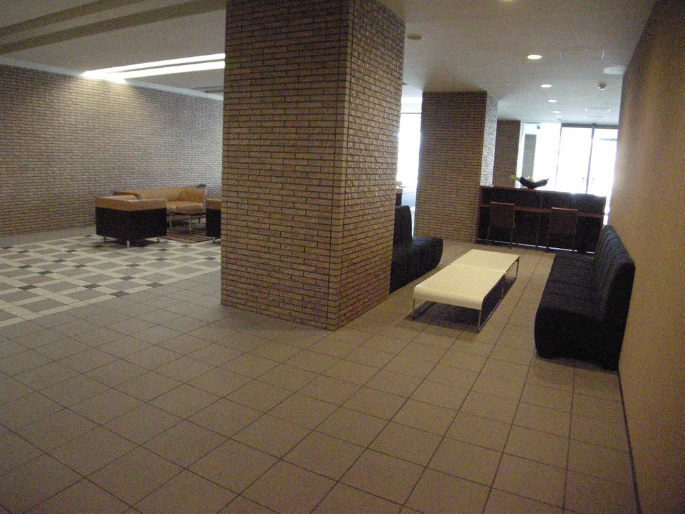 lobby. 1st floor lobby