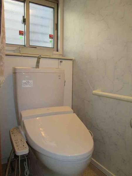 Toilet