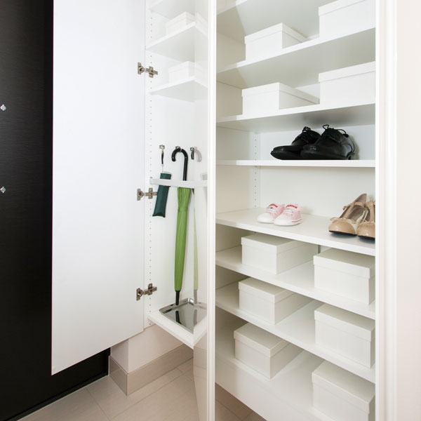 Receipt.  [Functionally Maeru footwear input from shoes to boots] Set up a functional footwear input. In addition to that you can store plenty of shoes, Also it can be stored, such as tall boots and umbrella. Also, Remove the bottom plate, It can be stored long object, such as a stroller.