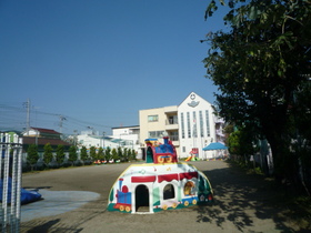 kindergarten ・ Nursery. Izumi kindergarten (kindergarten ・ 420m to the nursery)
