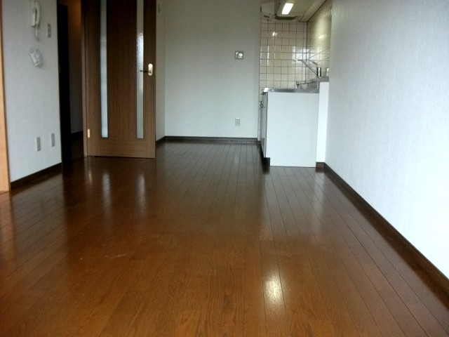 Living and room
