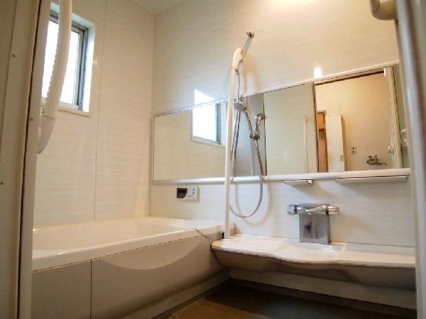 Bathroom. The spacious bathroom of 1 pyeong type, Please heal the fatigue of the day