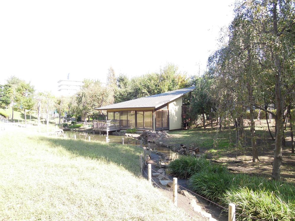 Other common areas. Common areas (public open space)