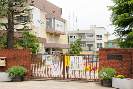 Primary school. 709m until Kawaguchi Namiki Small (Elementary School)