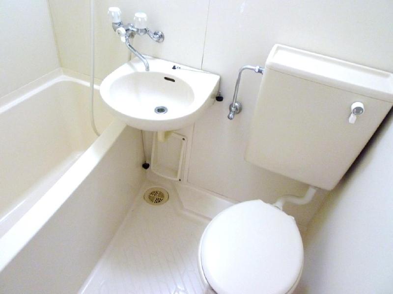 Bath. bus ・ Does not it may be in the toilet together ・ ・ ・ ?