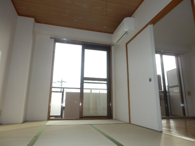 Living and room
