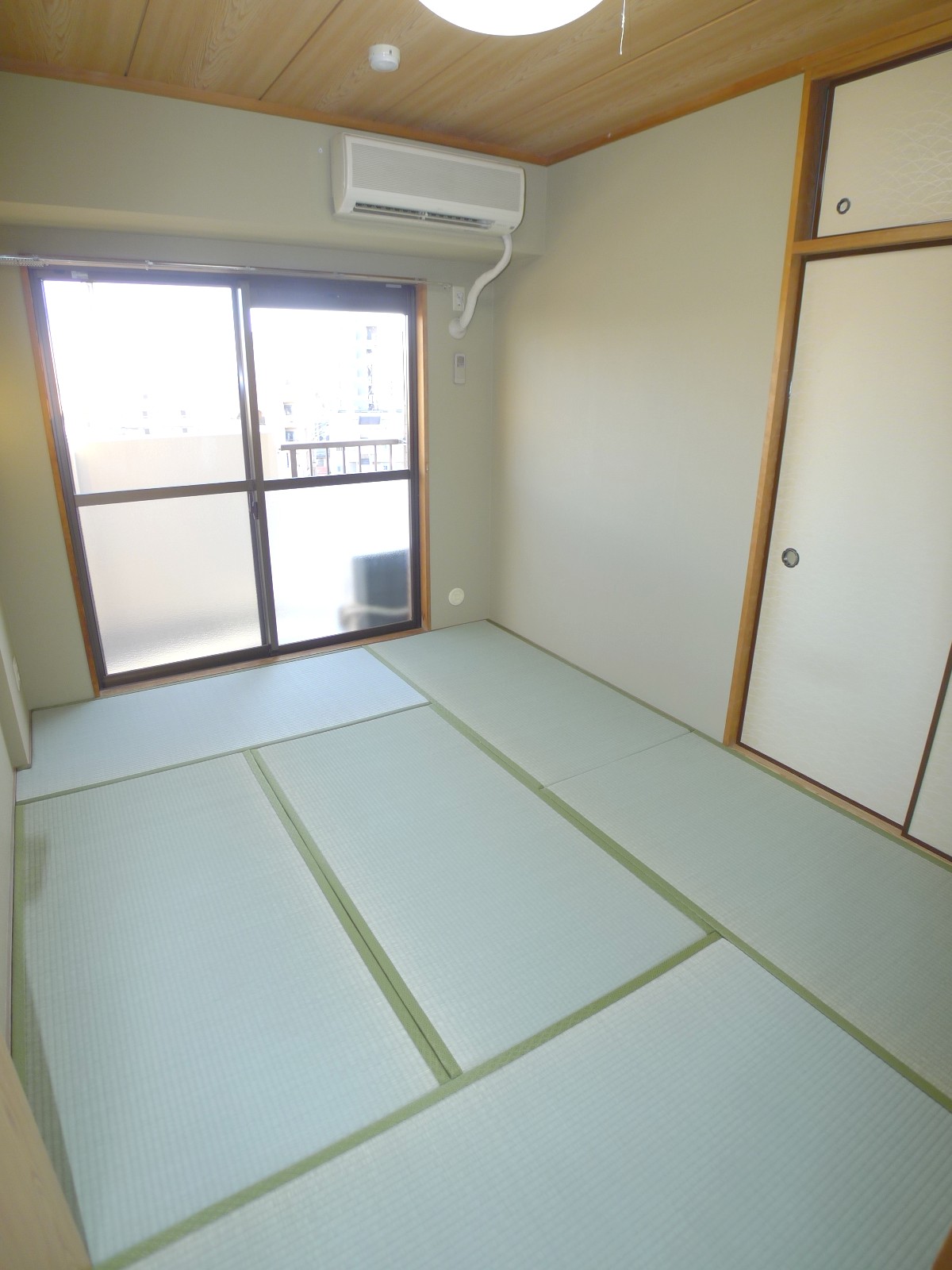 Living and room