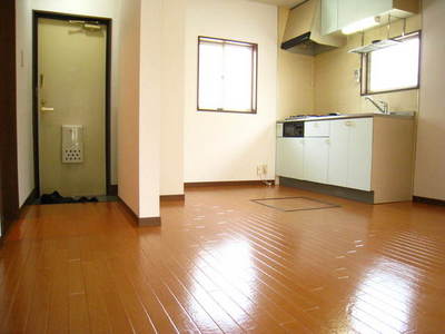 Living and room. ☆ 7 Pledge of dining kitchen ☆