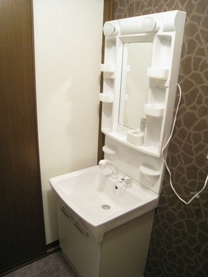 Entrance. ☆ Independent wash basin ☆