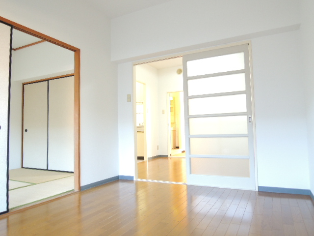 Living and room