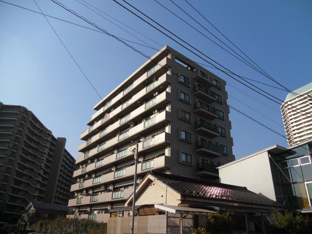 Local appearance photo. Local (11 May 2013) Shooting