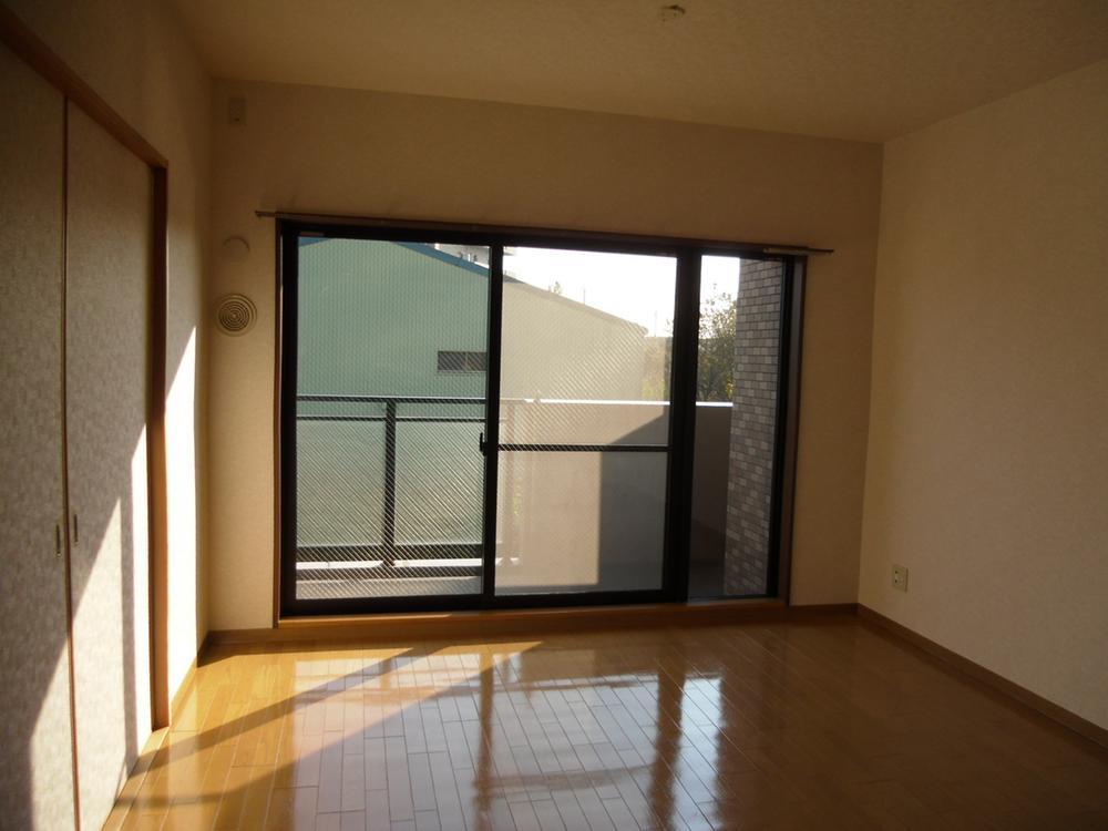 Living. Indoor (11 May 2013) Shooting