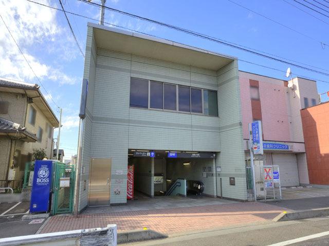 station. South Hatogaya 800m to the station