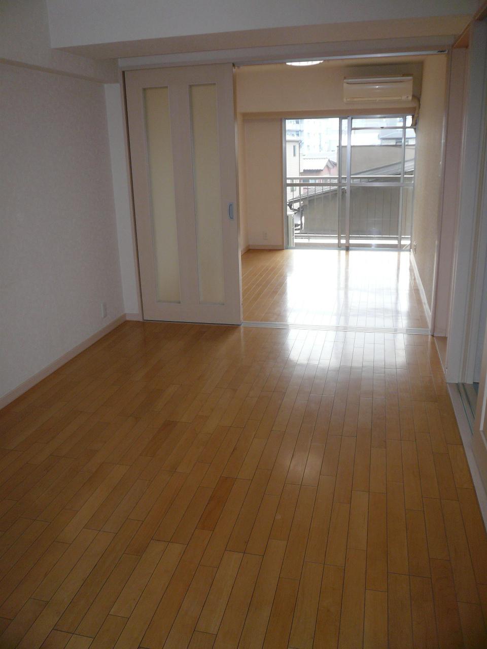 Living. Room (August 2013) Shooting