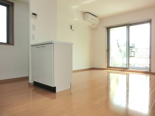 Living and room