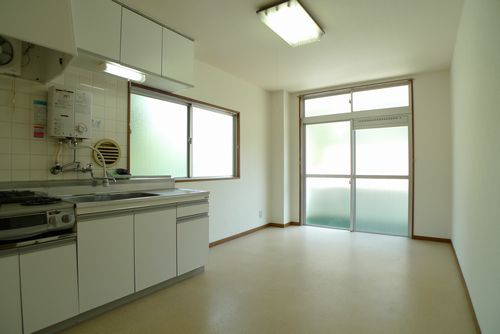 Living and room. DK