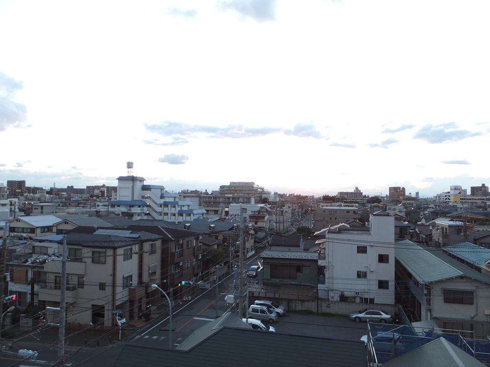 View photos from the dwelling unit. View from local (September 2013) Shooting