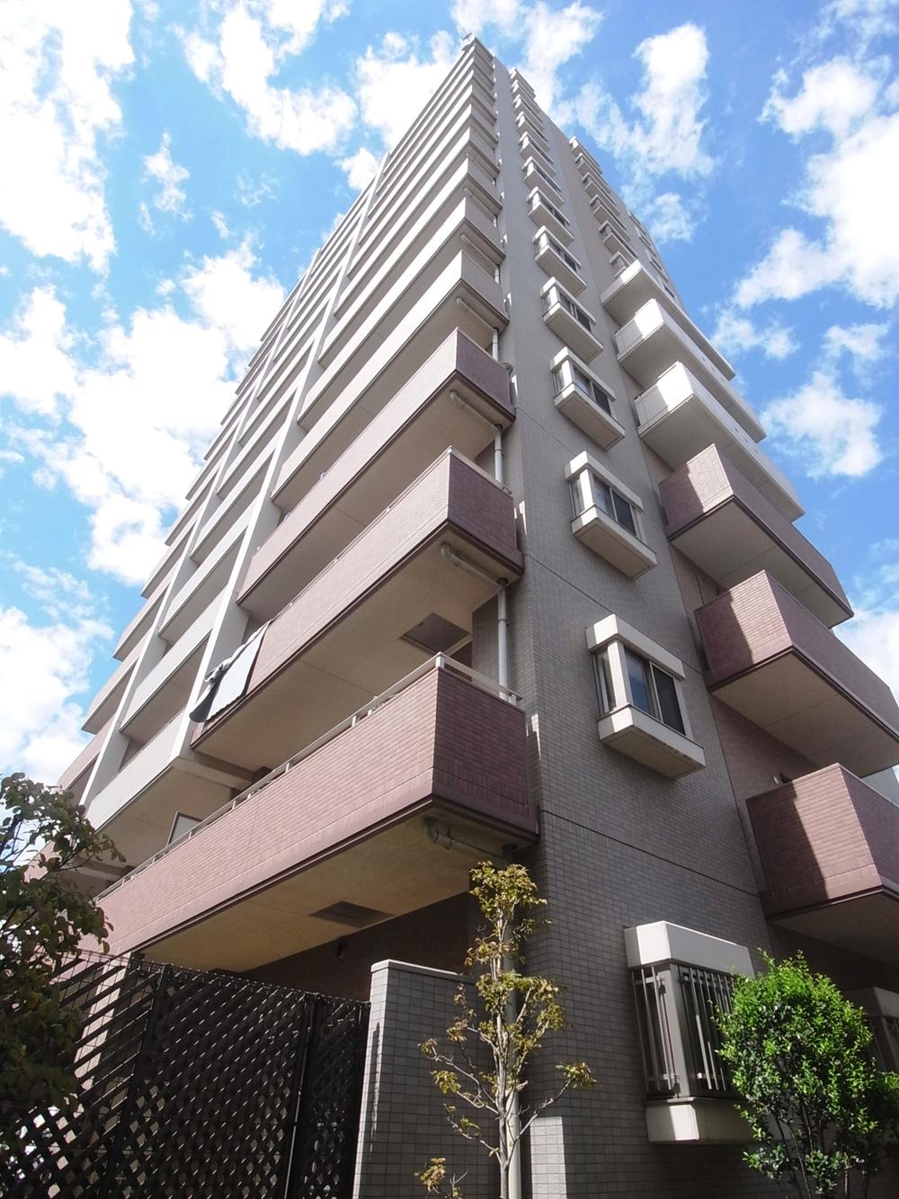 Local appearance photo. February 2006 new construction of apartment photos (January 2014) Shooting