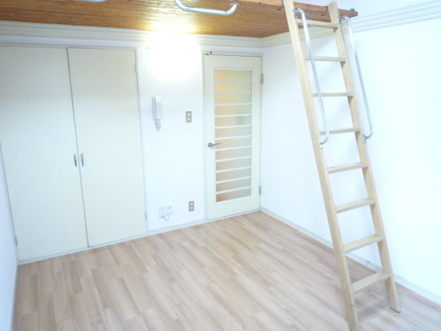 Other room space
