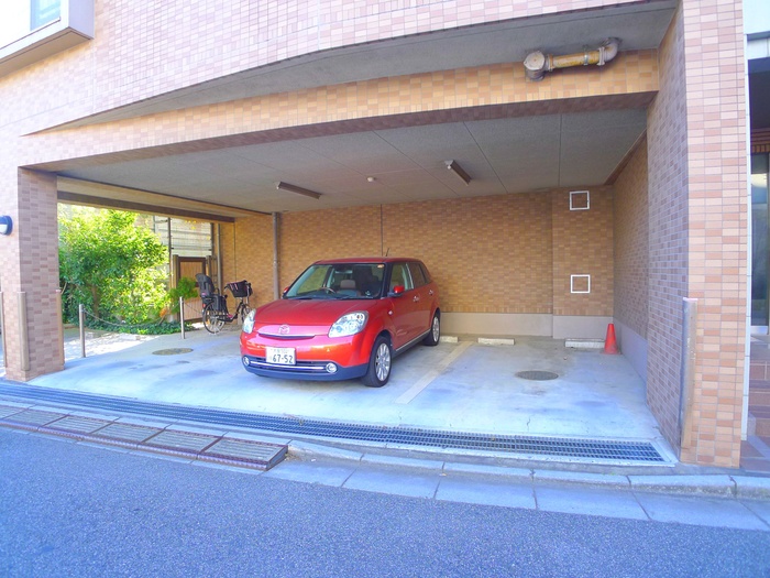 Parking lot