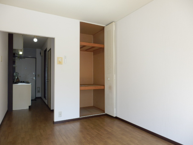 Living and room