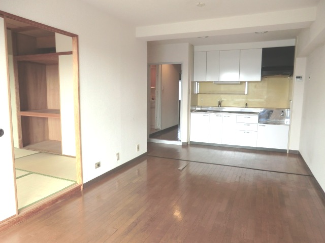 Living and room