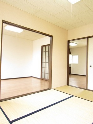 Living and room. There housed 6 Pledge Japanese-style room